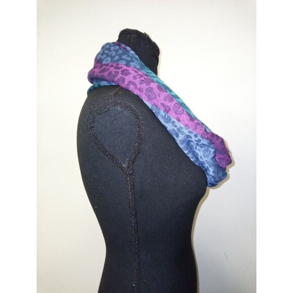 Leopard/Tiger Multi-Color Pink Blue Infinity Scarf One Size - Picture 4 of 5